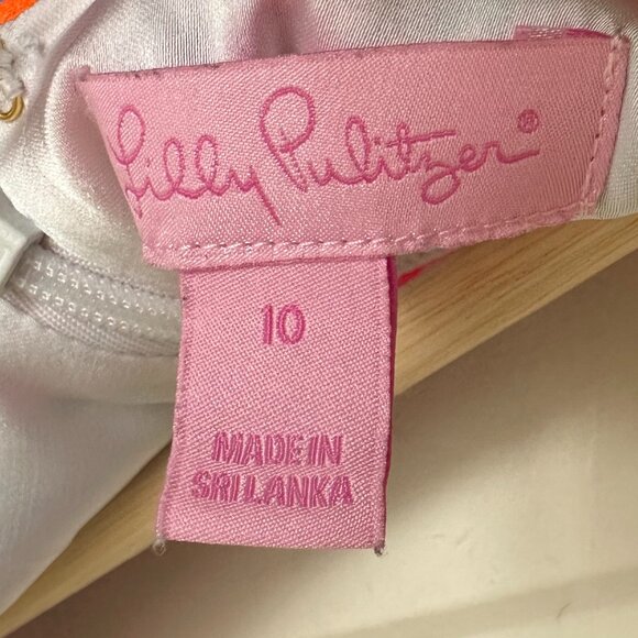 Lilly Pulitzer Floral Romper – Size 10 – Sold Out Style – Vibrant Print - Picture 4 of 7